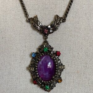 Elegant Vintage-look Victorian Necklace